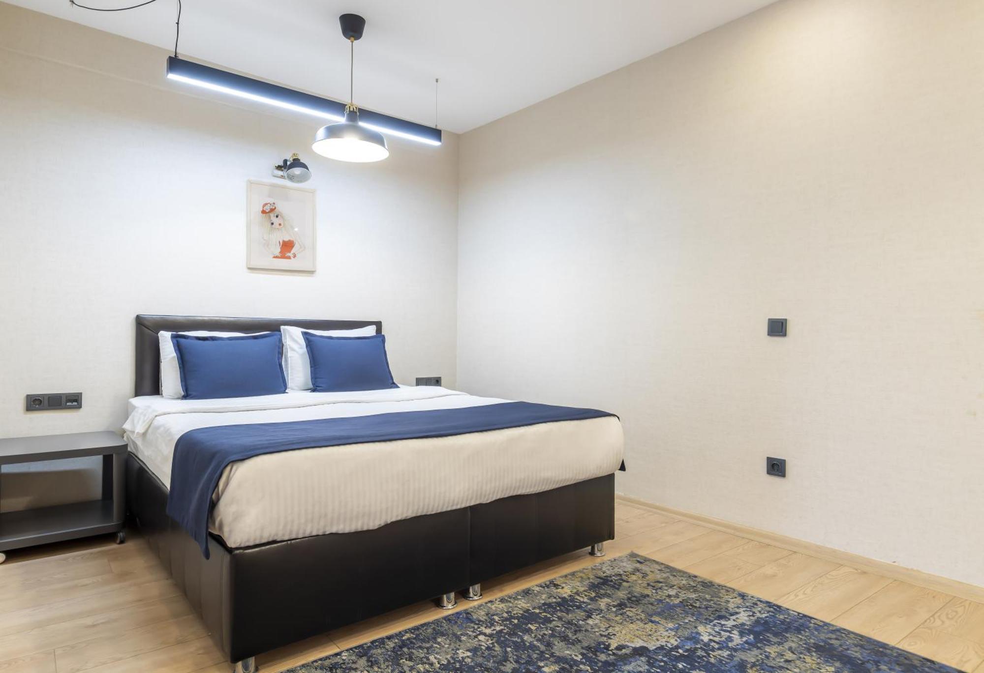 The Business Class Suit Karakoy — Photos 2