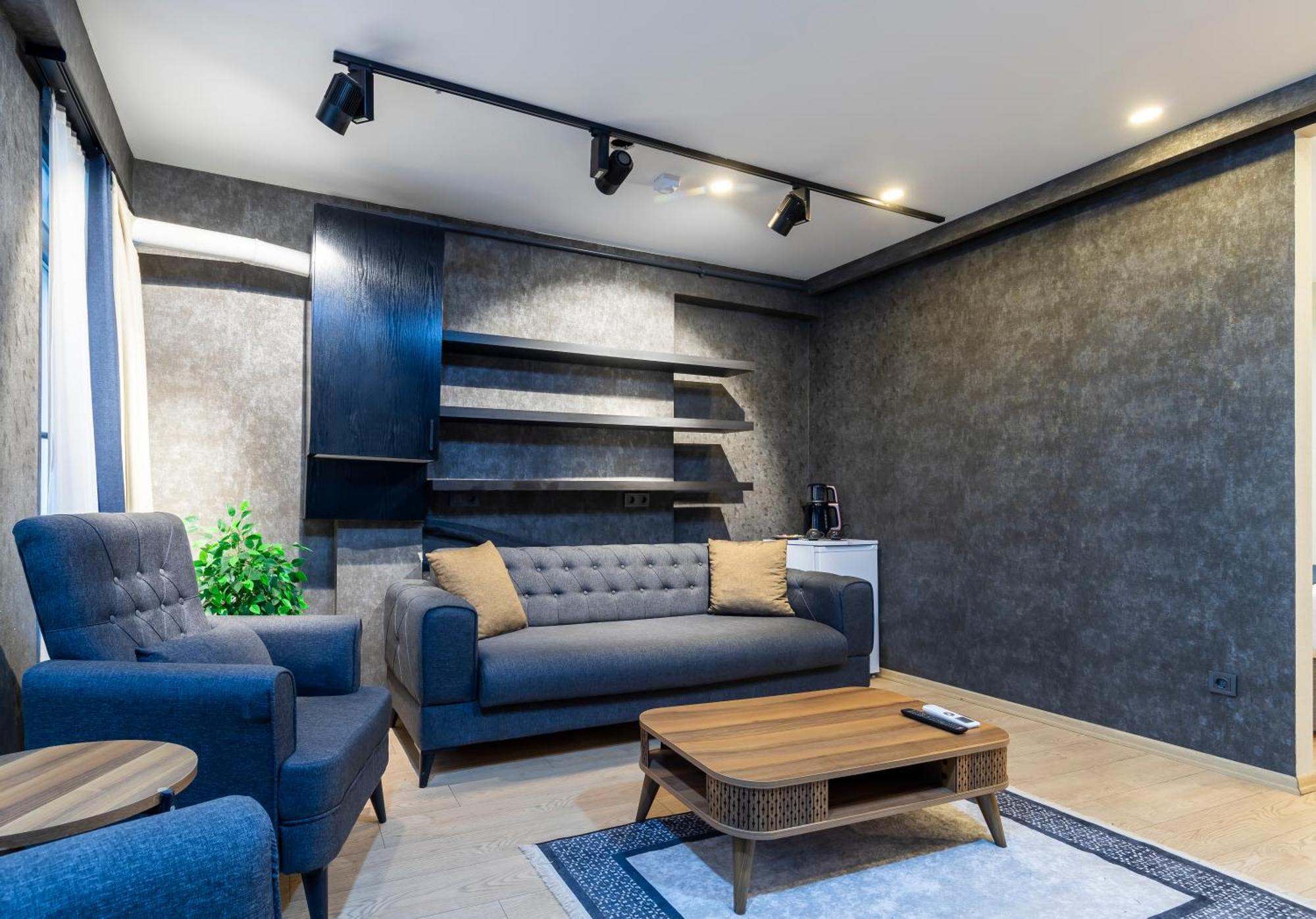 The Business Class Suit Karakoy — Photos 1